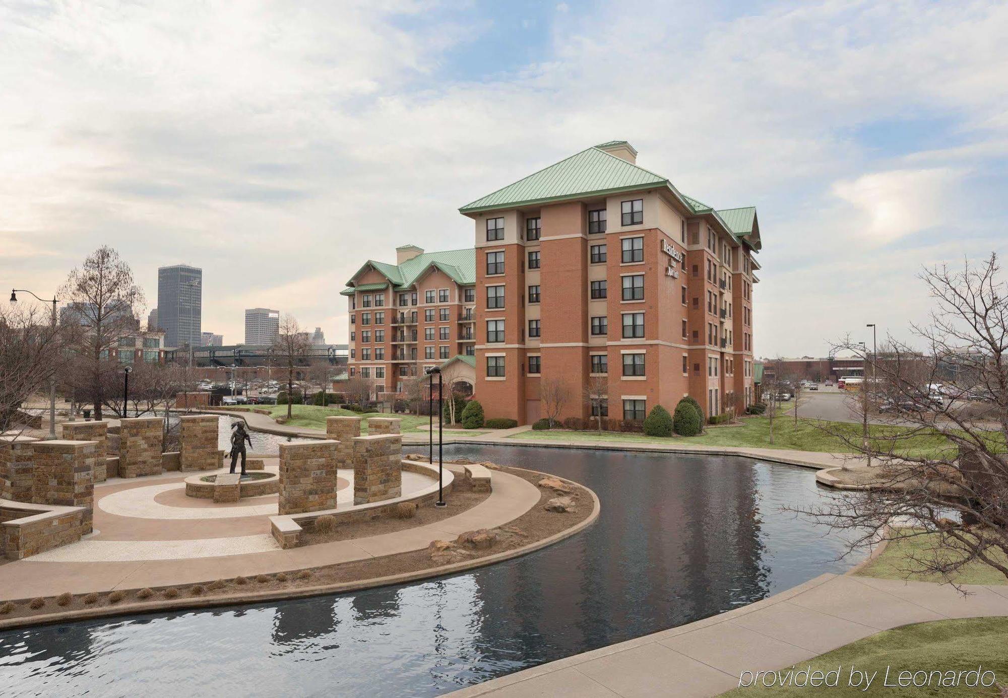 By Marriott Downtown/bricktown Hotel 3*